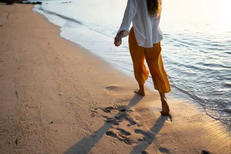 Health Benefits of Grounding at the Beach